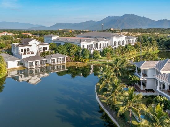 Фото Melia Vinpearl Cam Ranh Beach Resort