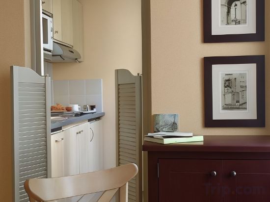 Фото Adagio Paris Montmartre Hotel