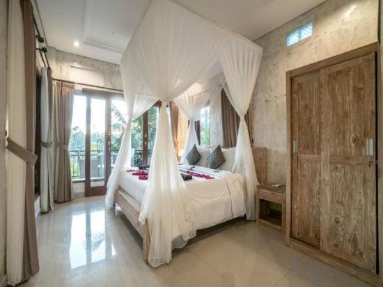 Фото Adi Bisma Inn by Mahaputra