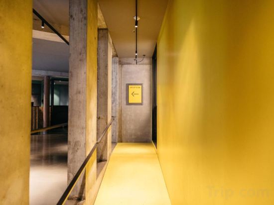 Фото Exeter Hotel