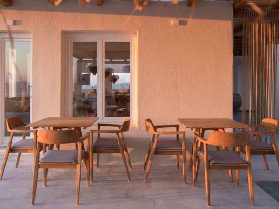 Фото Mythic Paros