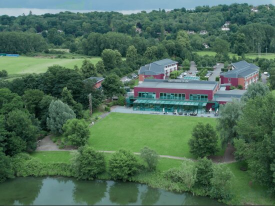 Фото Crowne Plaza Hotel Marlow, an Ihg Hotel