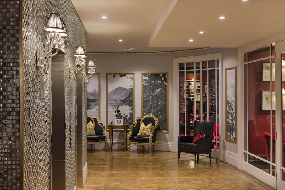 Фото Sofitel Queenstown Hotel and SPA