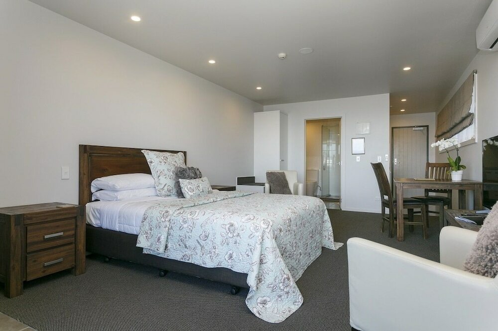 Фото Acacia Lakeview Motel