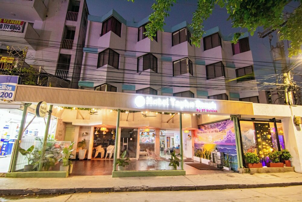 Фото отеля 1