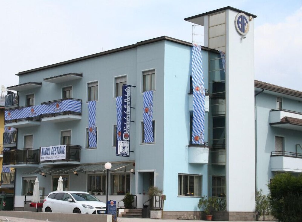 Фото Athos Hotel