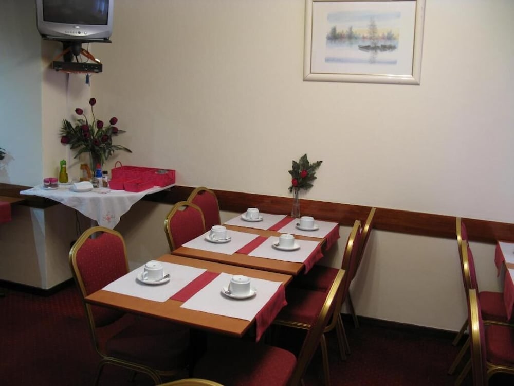 Фото Pensao Residencial Santa Luzia