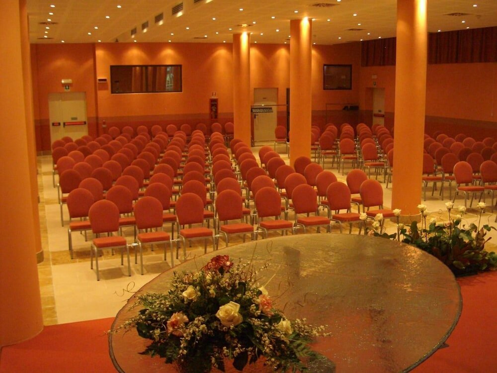 Фото Hotel Langhe & Monferrato