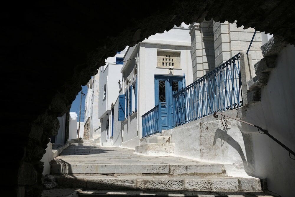 Фото Living Theros Luxury Suites