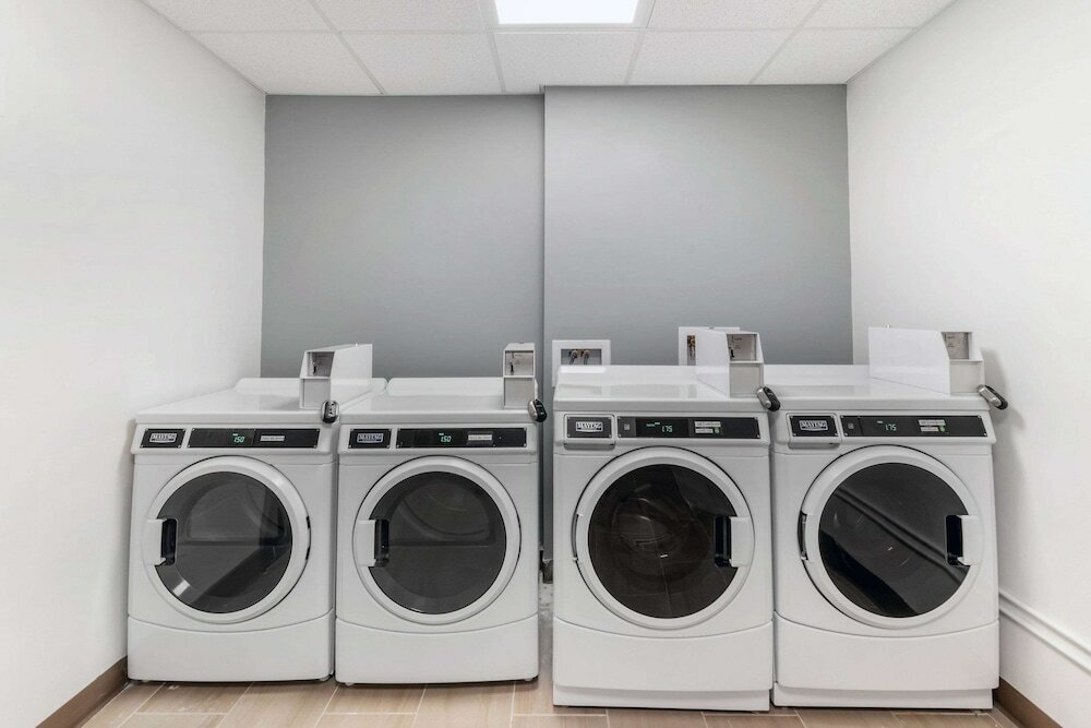 Фото Sleep Inn & Suites Denver International Airport