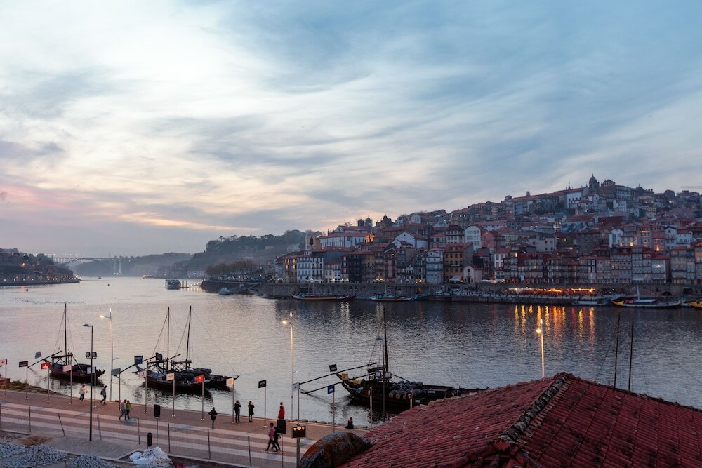 Фото The House of Sandeman Hostel & Suites