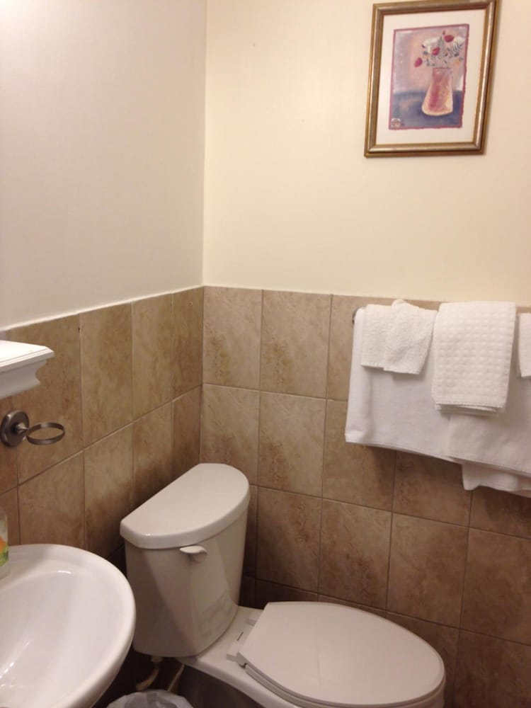 Фото Hotel Bon Accueil