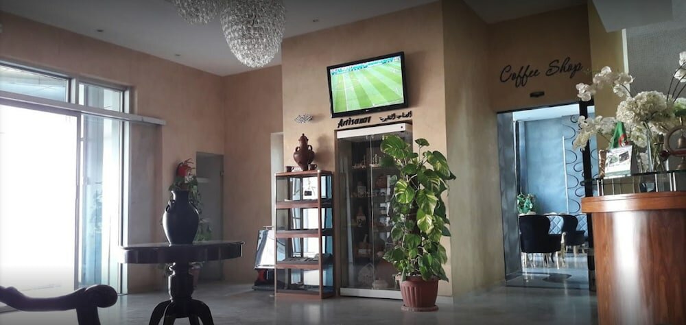 Фото Hôtel de La Vallée Chlef