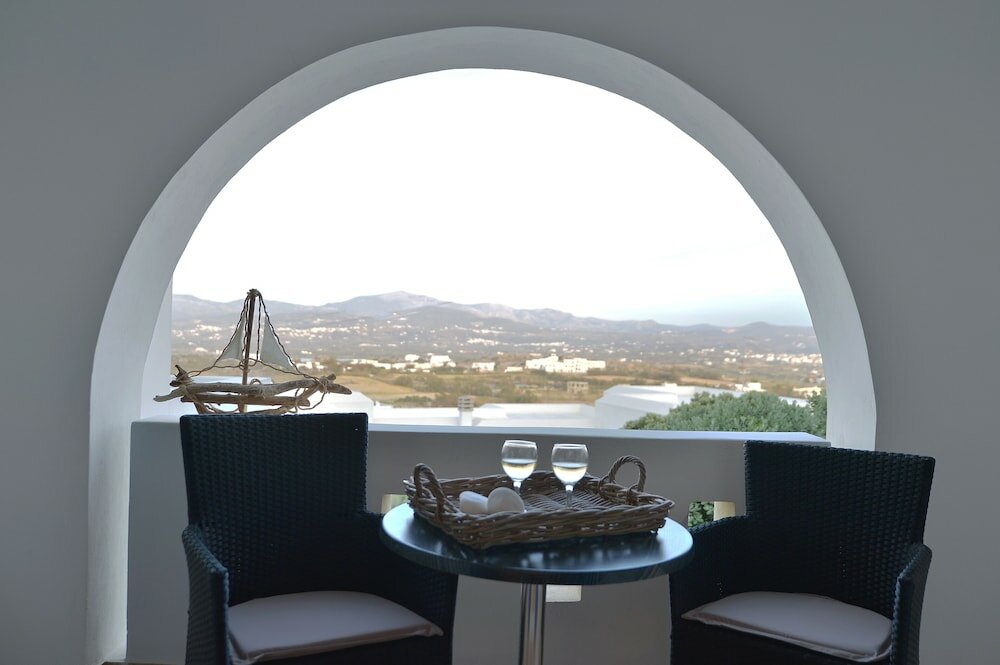 Фото Hotel Mediterranean