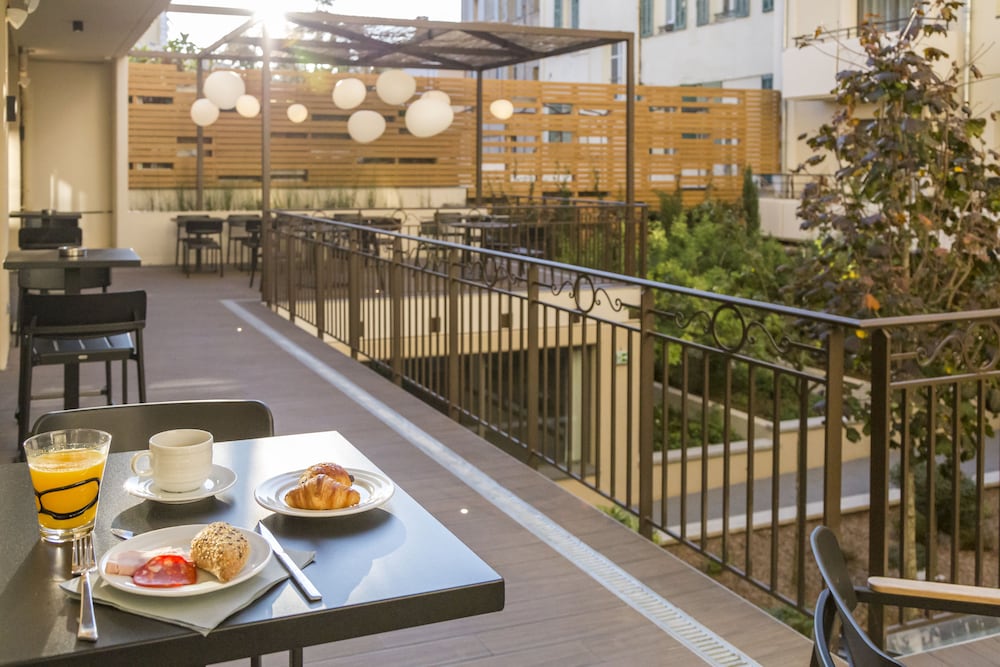 Фото Nemea Appart Hotel Cannes Palais