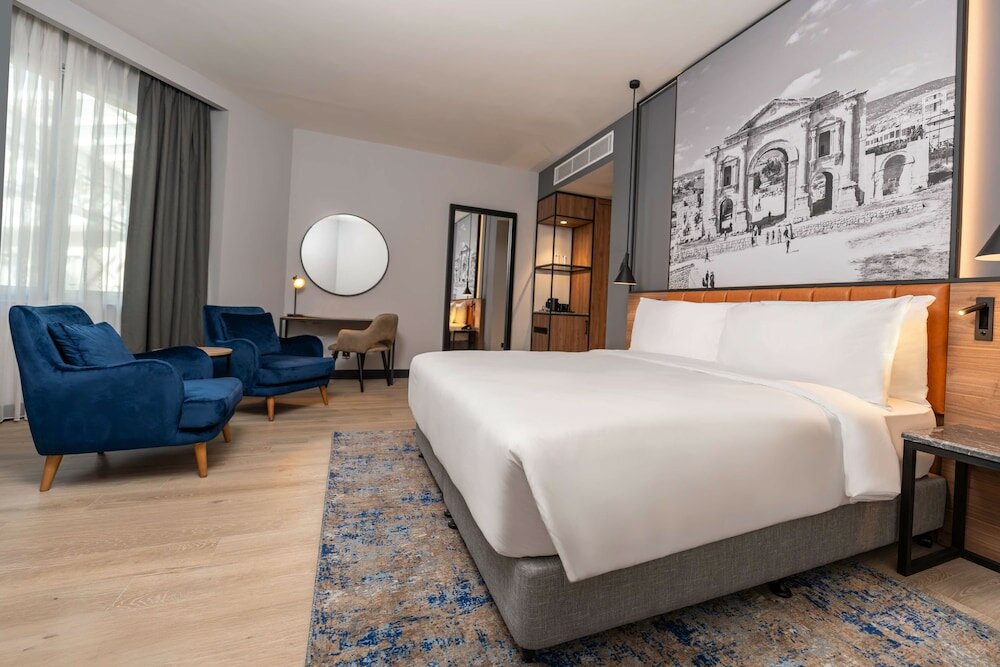 Фото Radisson Blu Hotel, Amman Galleria Mall