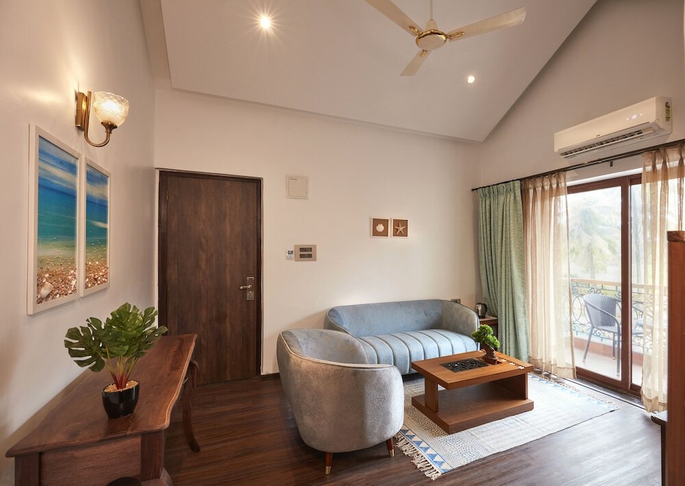 Фото Bollywood Sea Queen Beach Resort