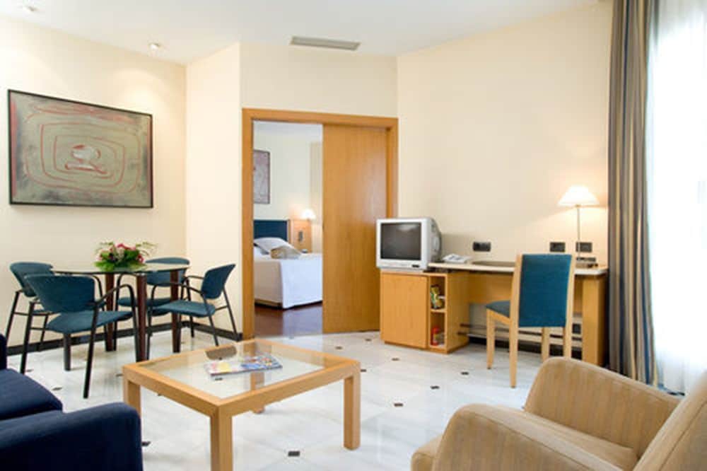 Фото URH Ciutat de Mataró