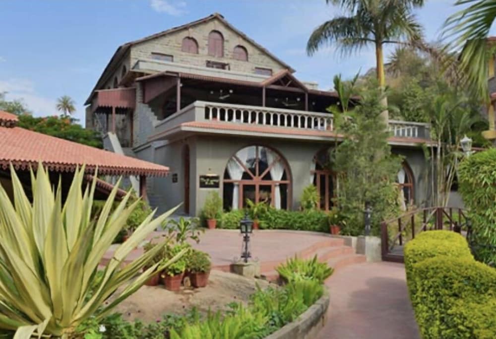 Фото Cama Rajputana Club Resort