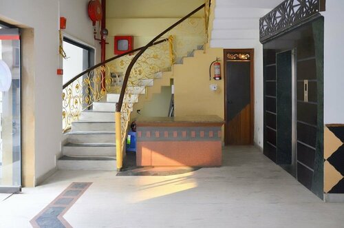 Гостиница Oyo 8076 Hotel Europe Plaza в Лакхнау