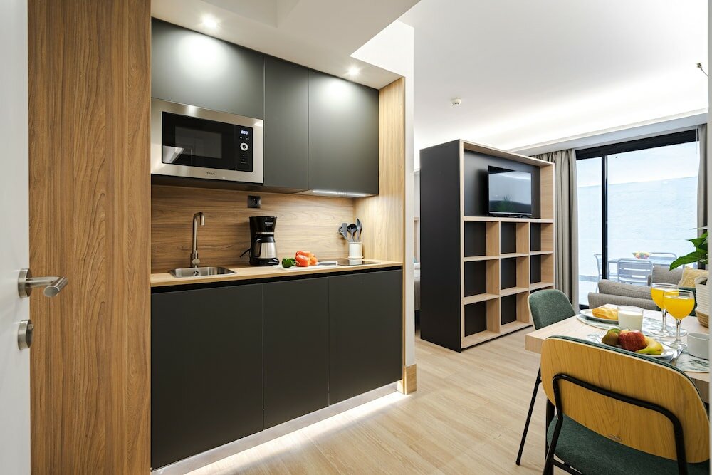 Фото Feelathome Ventas Suites