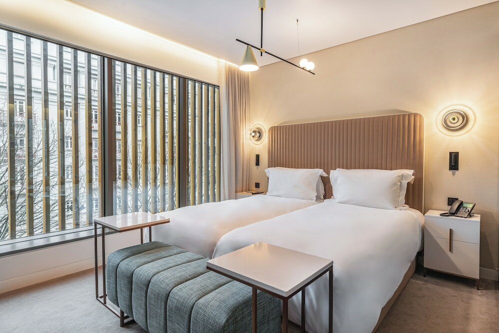 Фото Luster Hotel