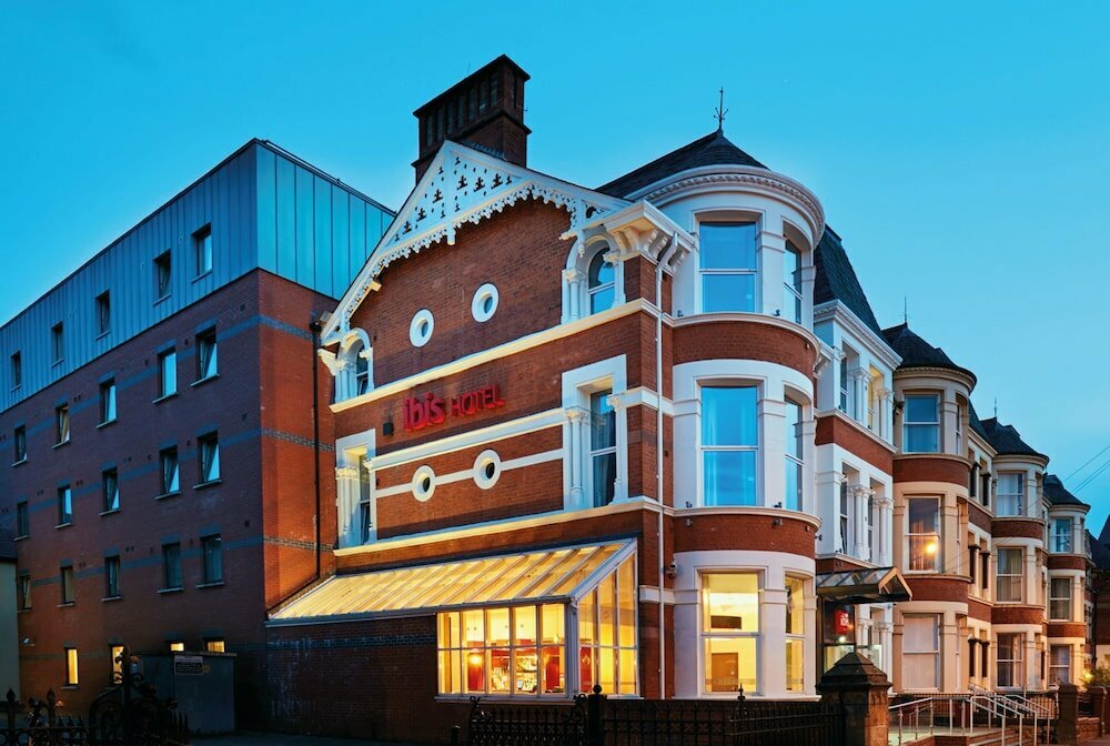 Hotel Ibis Belfast Queens Quarter, County Antrim, photo