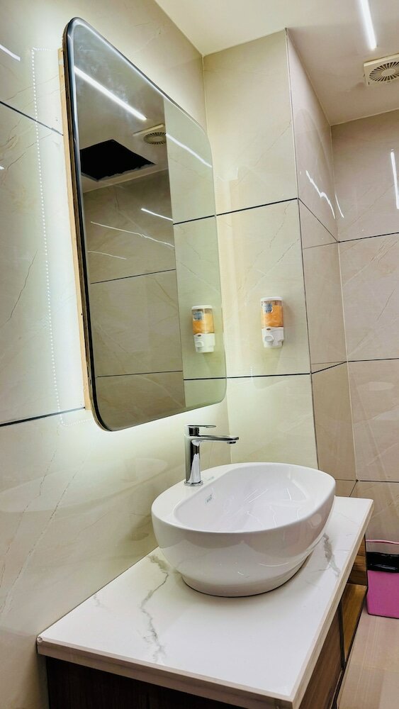 Фото Hotel Taj Inn