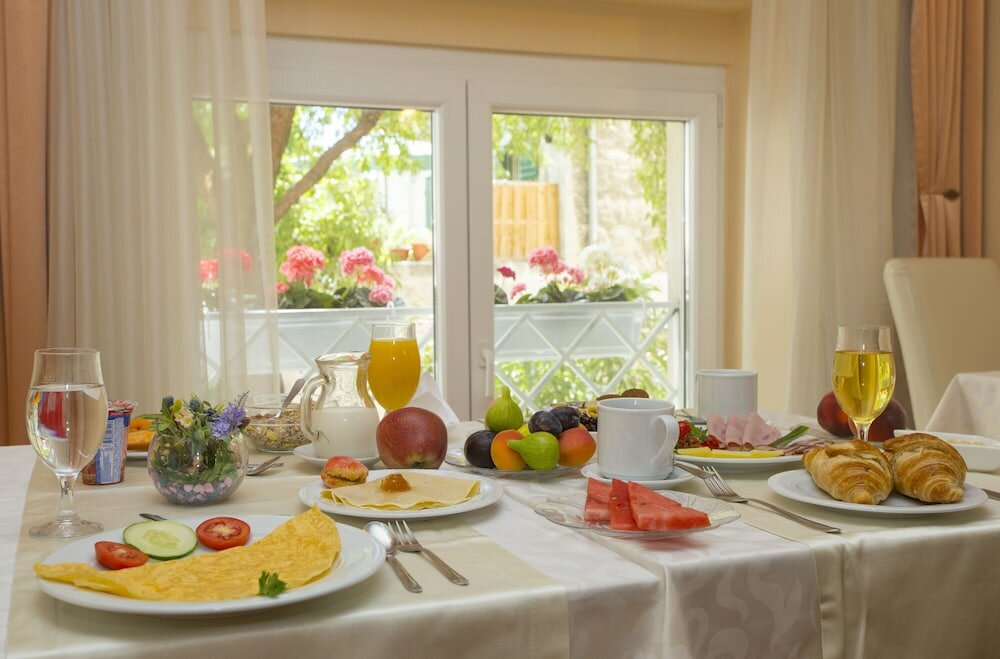 Фото Royal Suites