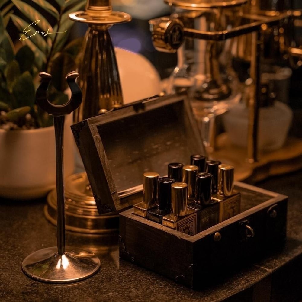 Фото The Alcove Library Hotel