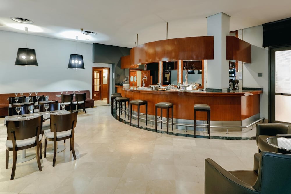 Фото Hesperia Zaragoza Centro