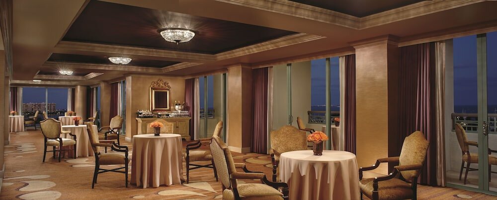 Фото The Ritz-Carlton Coconut Grove Miami