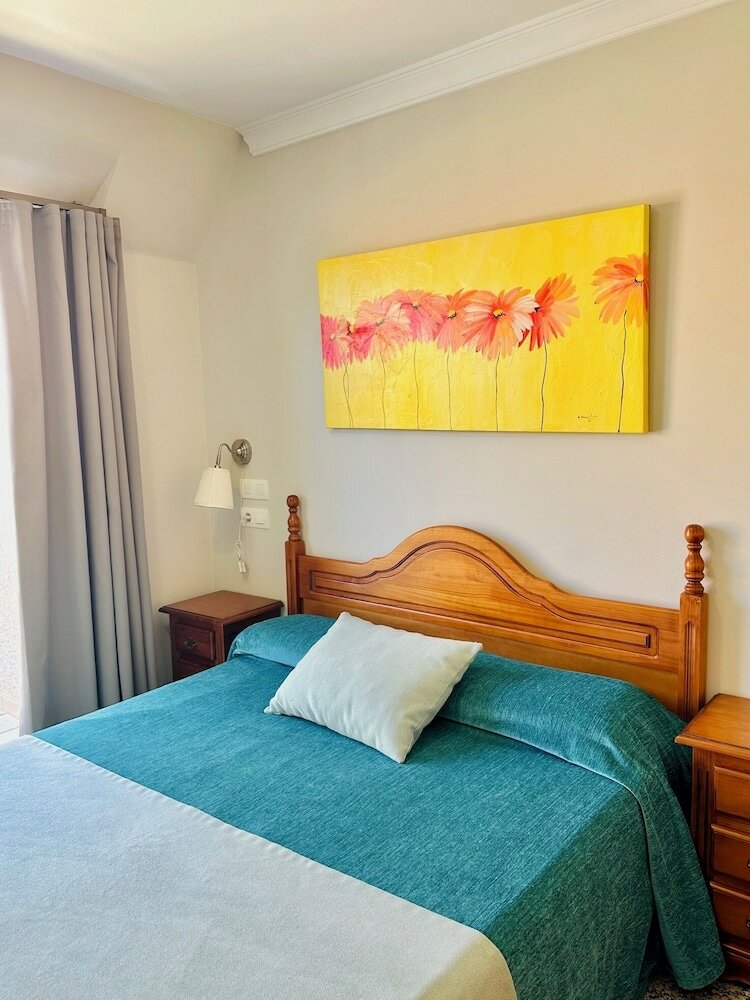 Фото Hotel Reyesol