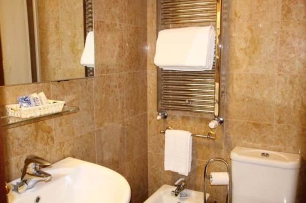 Фото Hotel Sant Ambroeus