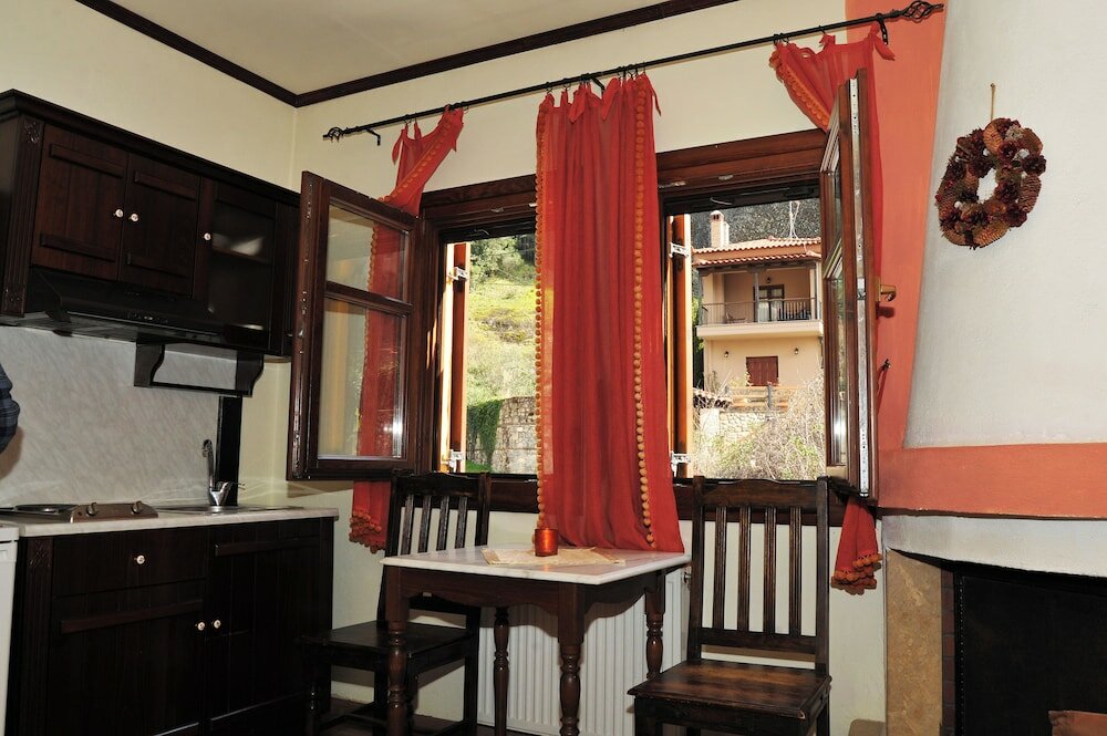 Фото Archontiko Mesohori