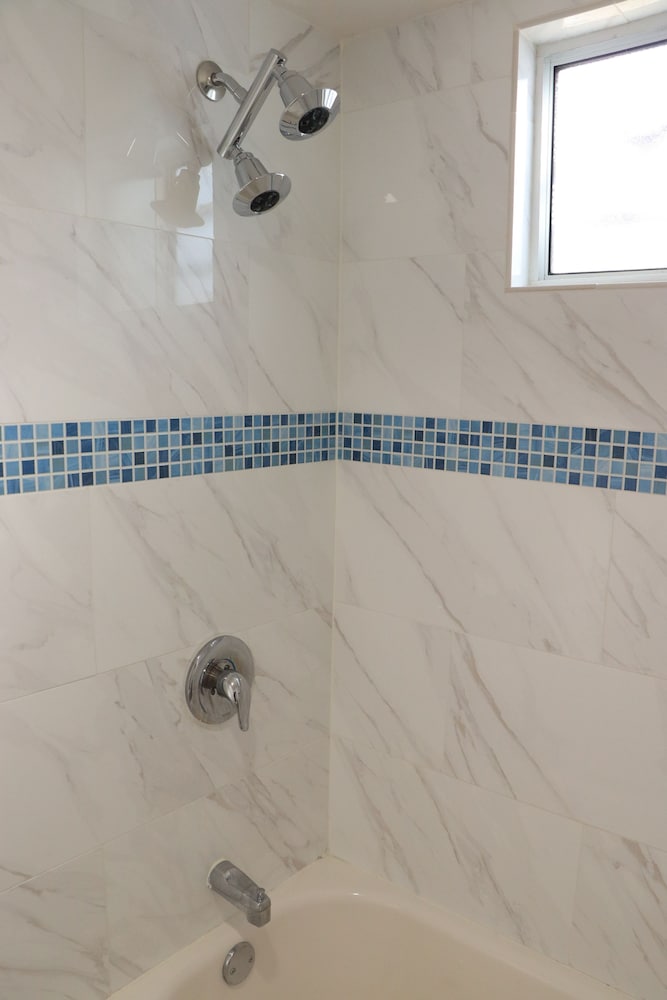 Фото University Inn