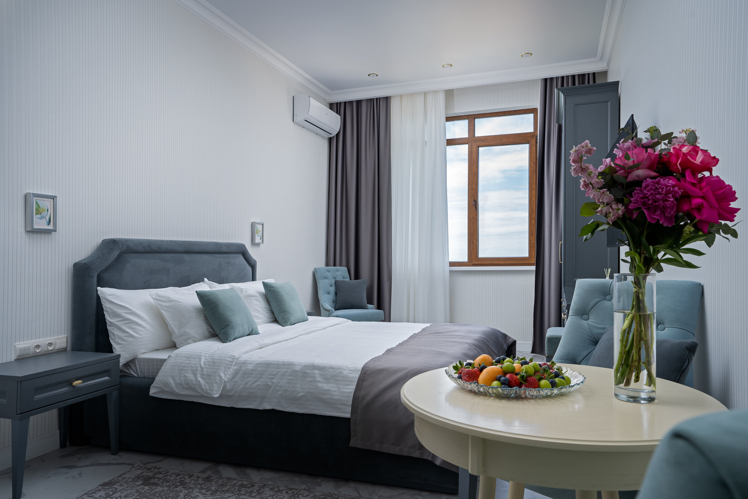 Фото Wolf Apartments