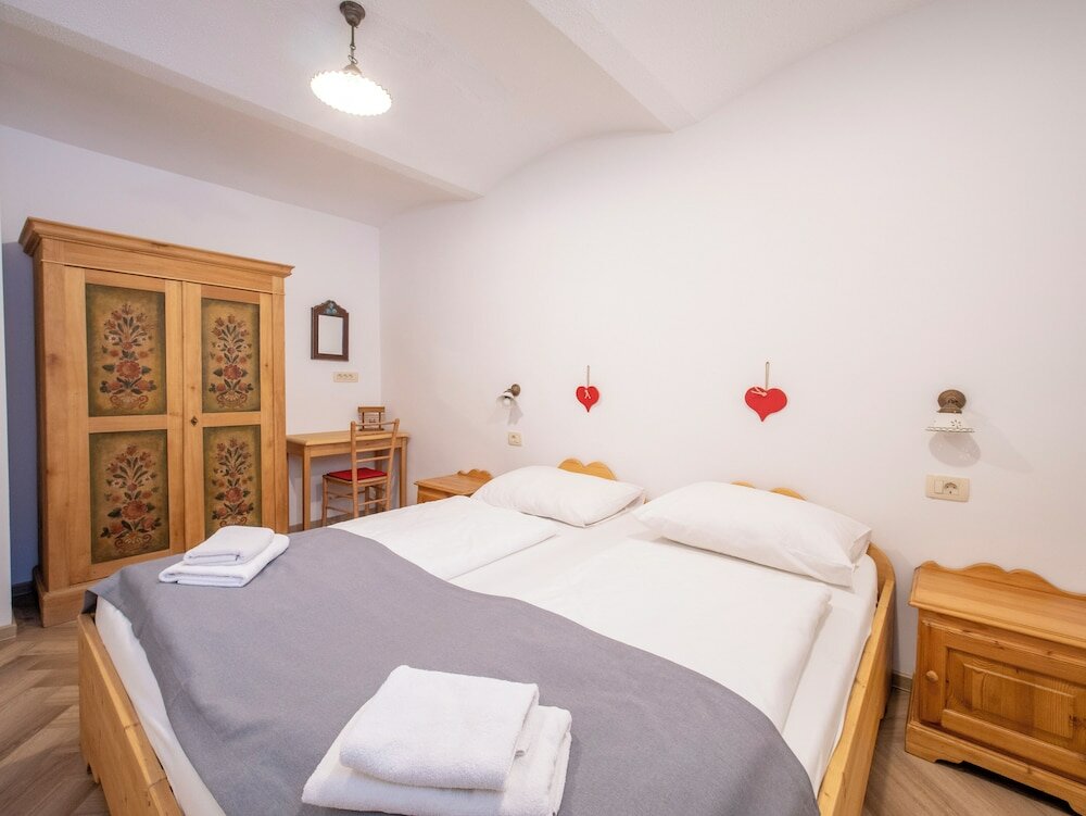 Фото Apartment House Berghi