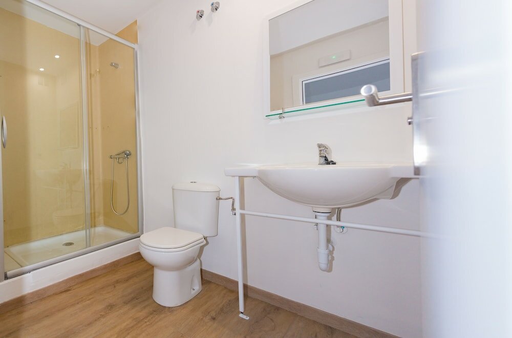 Фото Apartmentos Santander Maliaño Suites 3000