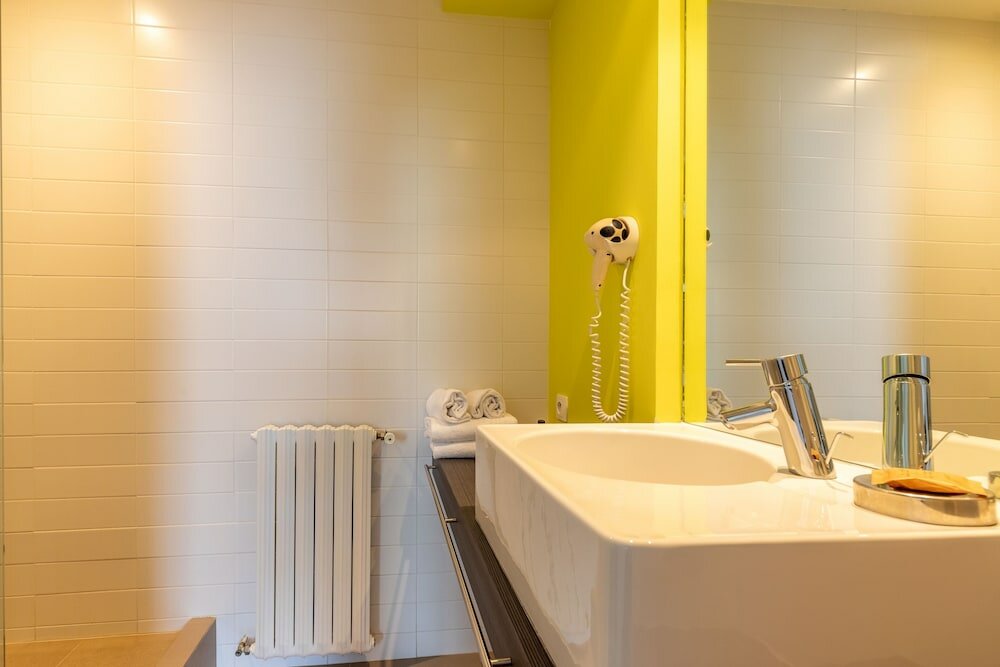 Фото Hotel De La Vallee