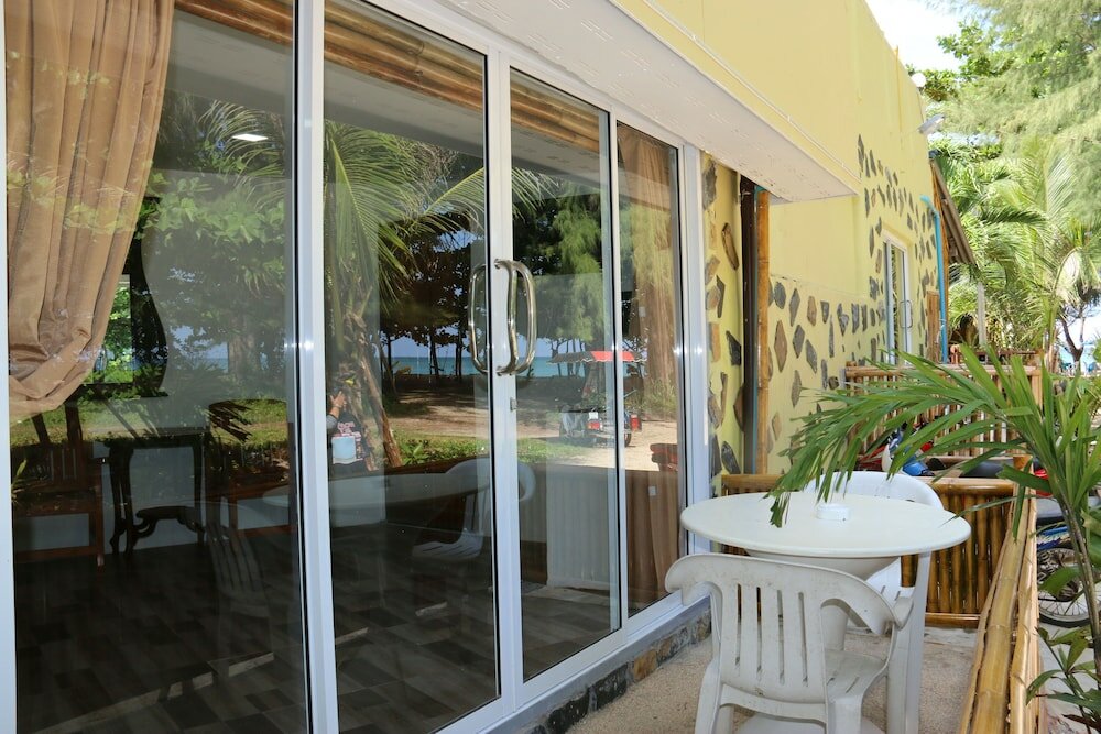 Фото Ruan Mai Naiyang Beach Resort