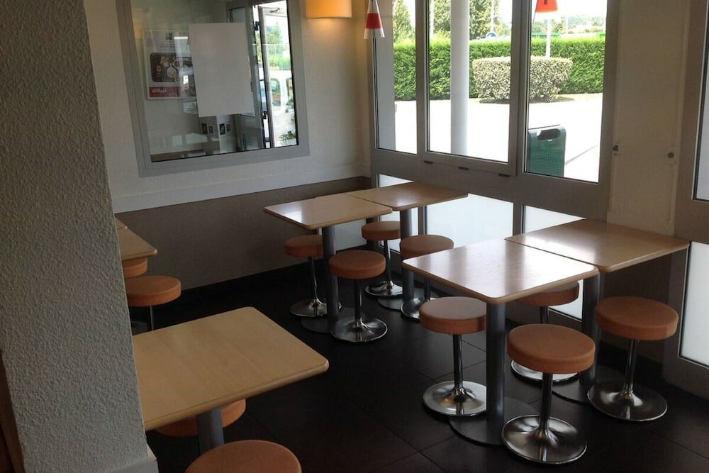 Фото Ibis budget Orgeval