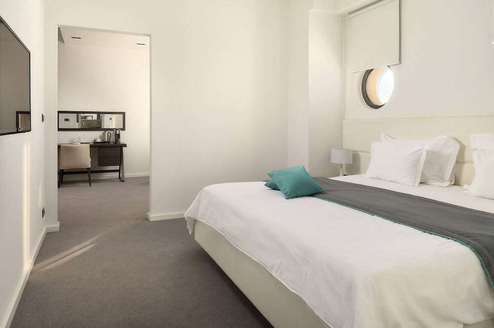 Фото Atrium Hotel