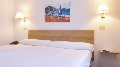 Внешний вид отеля Hotel Zarauz в Сараутсе, фото 3