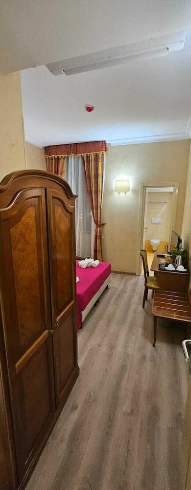 Фото Hotel Amadeus