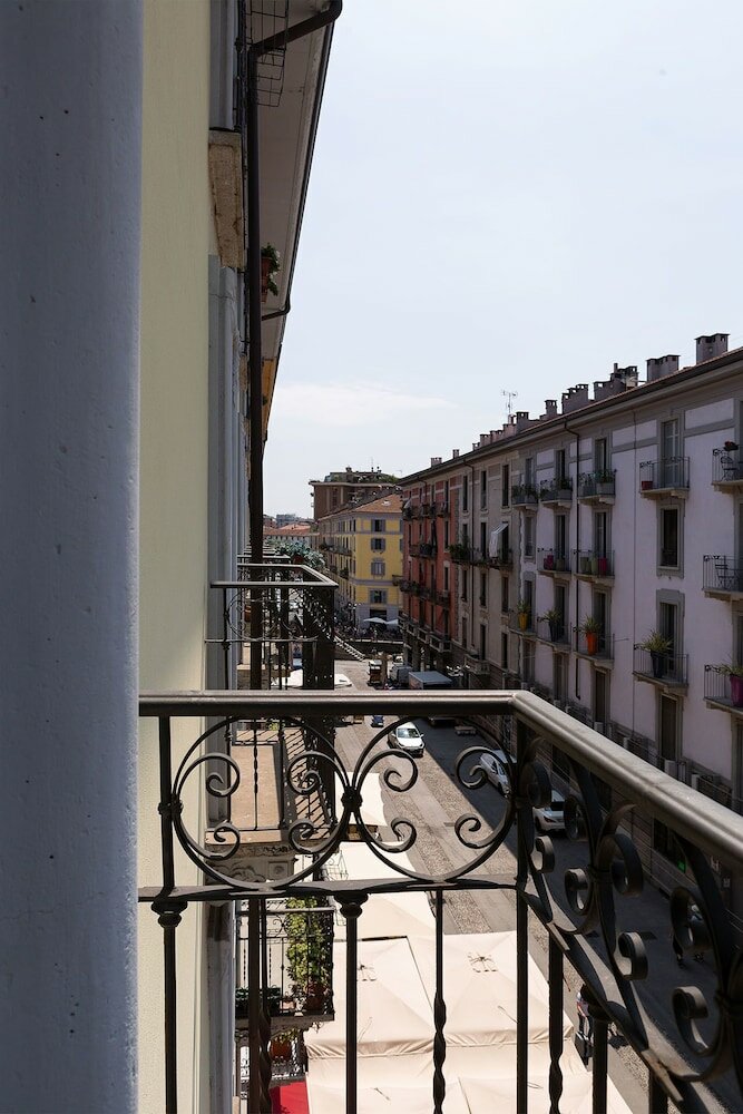 Фото Zebra Naviglio Foresteria Lombarda