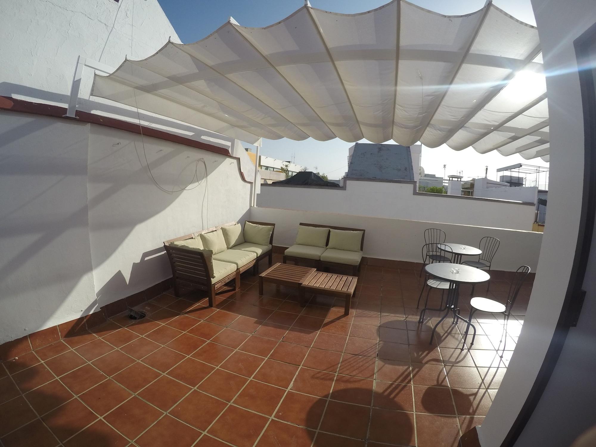 Фото Hostal Hom Museo