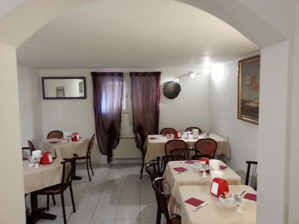 Фото Hotel Minerva