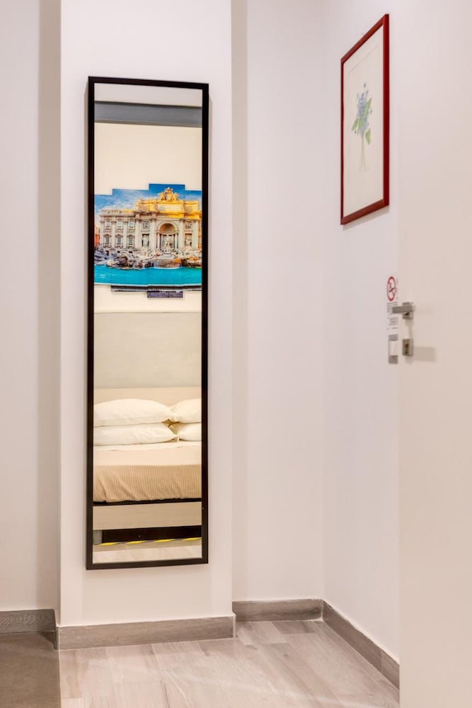 Фото Penelope Holiday