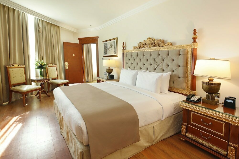 Hotel Sunday Hotel Holiday international Dubai, Dubai, photo